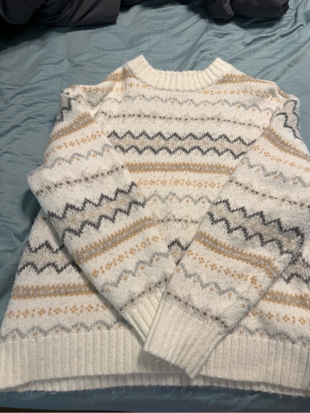 Men's Cream Fair Isle Knit Sweater - Cozy Patterned Crewneck